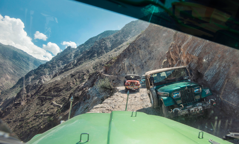 Passing on Dangerous Roads: Avoiding Common Mistakes