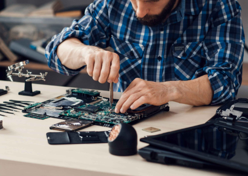 Why Every Computer Repair Shop Needs Software To Stay Ahead