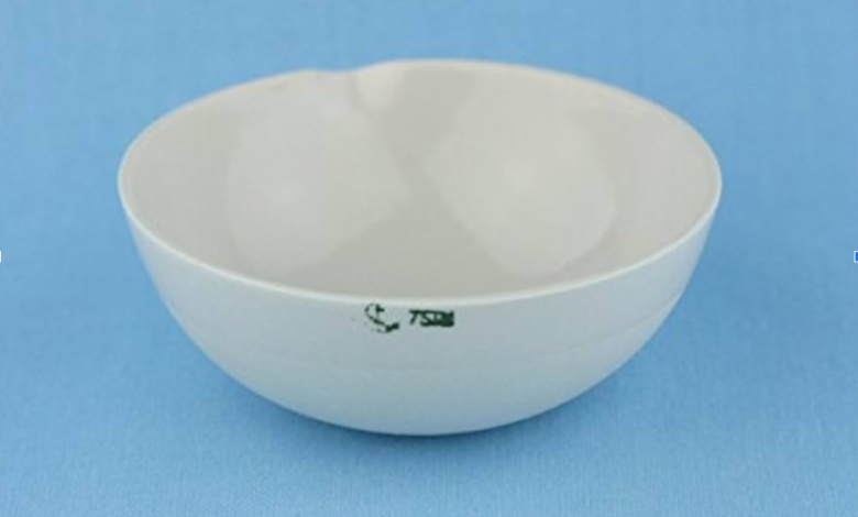 Why is the surface area of an evaporating dish important?