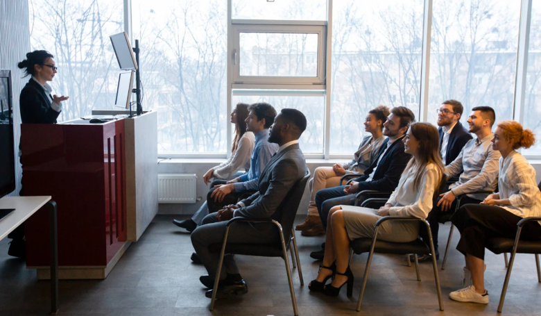 Scaling Up Your Business: How Coaching Helps Small Business Owners Manage Expansion