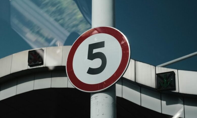 drive traffic with pulse lens